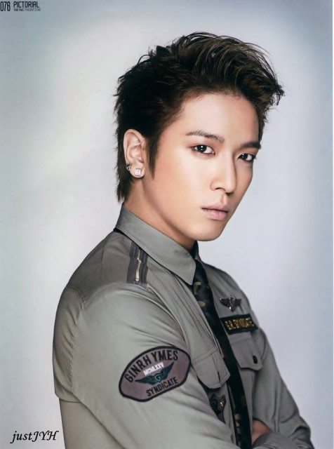 Jung Yong-Hwa Fotoğrafı