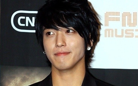 Jung Yong-Hwa Fotoğrafı