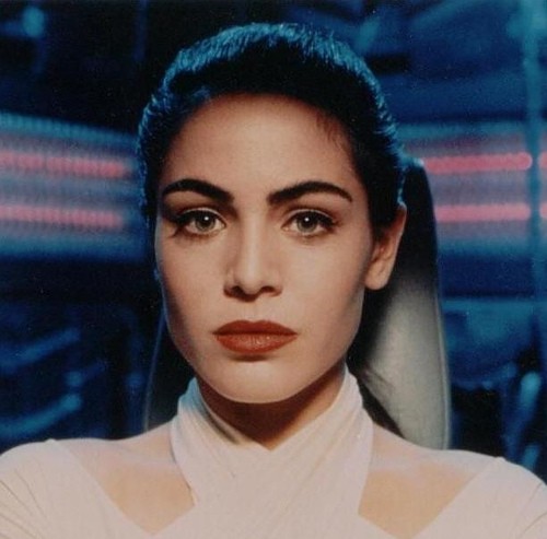 Yancy Butler fotoğrafı