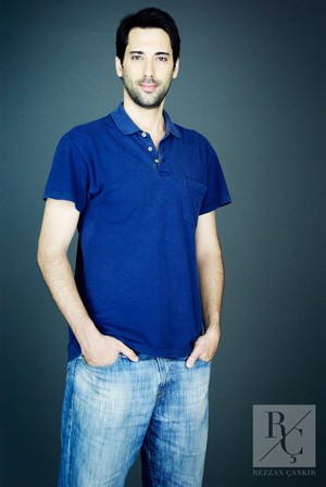 Şafak Başkaya fotoğrafı