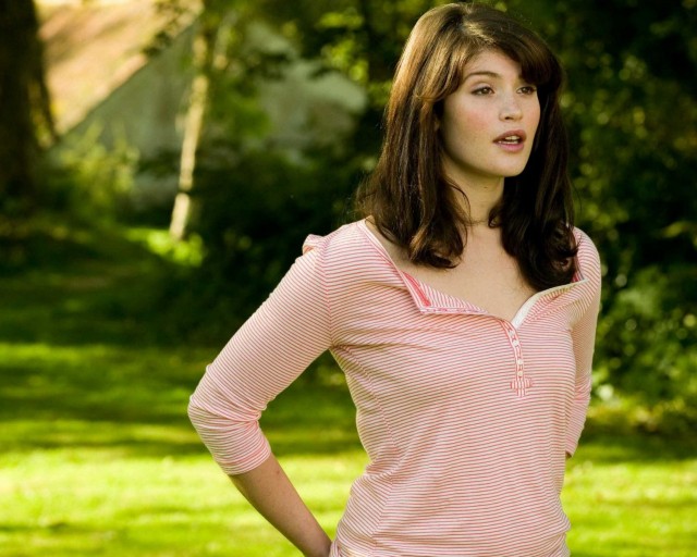 Gemma Arterton Fotoğrafı