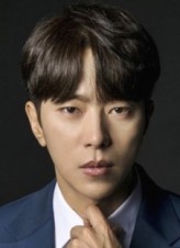 Yoon Hyun-min fotoğrafı