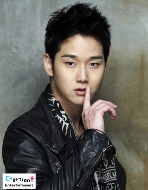 Kang Seong Fotoğrafı