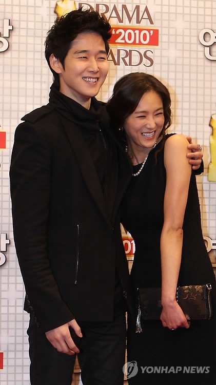 Kang Seong fotoğrafı