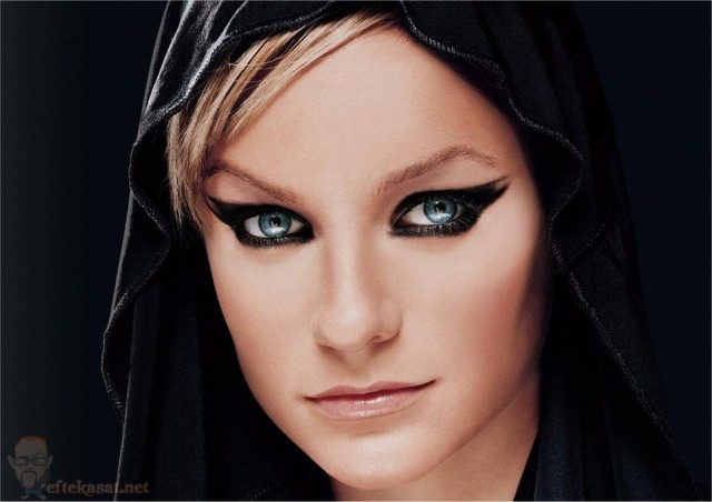 Mirjam Weichselbraun Fotoğrafı