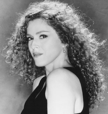 Bernadette Peters fotoğrafı