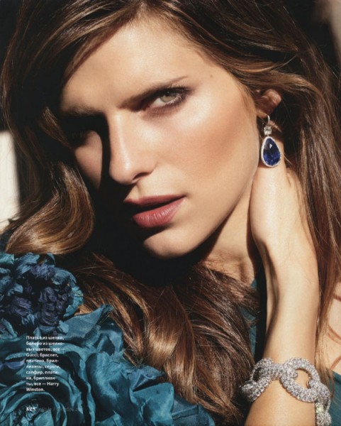 Lake Bell Fotoğrafı