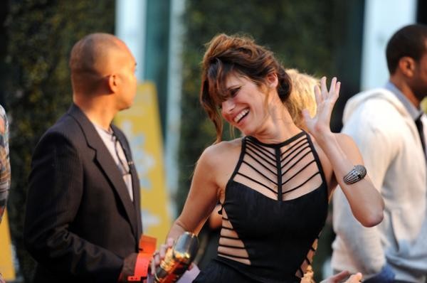 Lake Bell Fotoğrafı