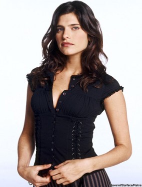 Lake Bell Fotoğrafı