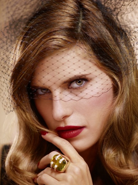 Lake Bell Fotoğrafı