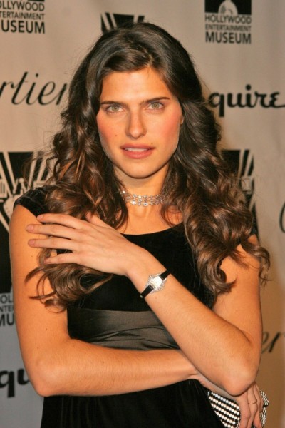 Lake Bell Fotoğrafı