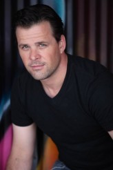 William C. Albert fotoğrafı