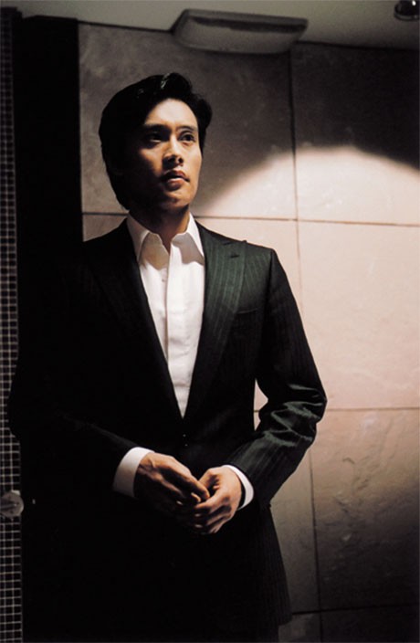 Lee Byung-hun Fotoğrafı