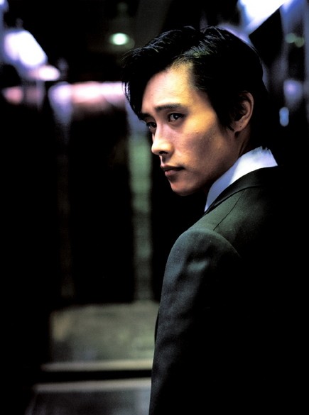 Lee Byung-hun Fotoğrafı