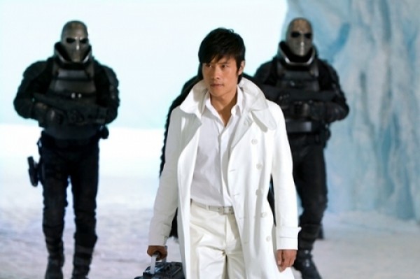 Lee Byung-hun Fotoğrafı