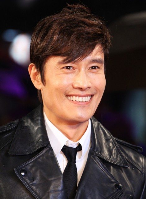 Lee Byung-hun Fotoğrafı