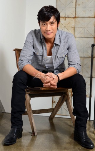Lee Byung-hun Fotoğrafı