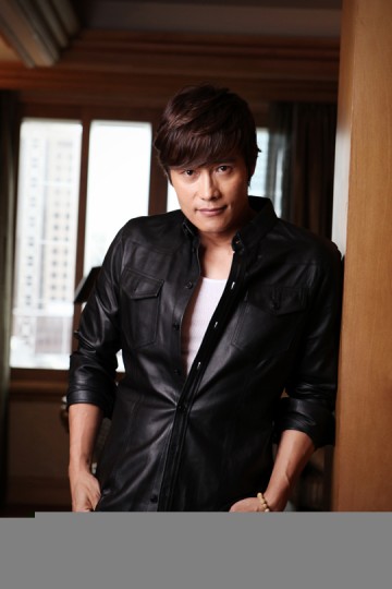 Lee Byung-hun Fotoğrafı