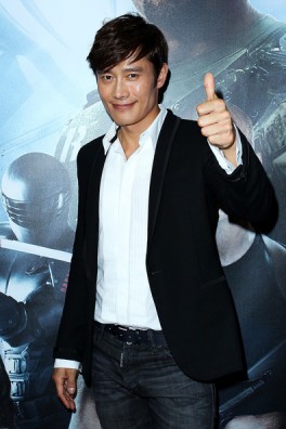 Lee Byung-hun Fotoğrafı