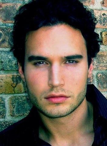 Zachary Laoutides fotoğrafı