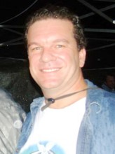 James With fotoğrafı