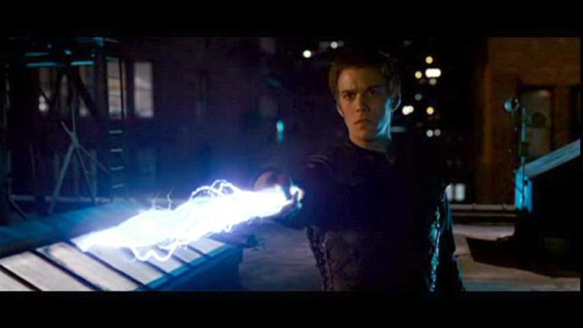 Jake Abel Fotoğrafı