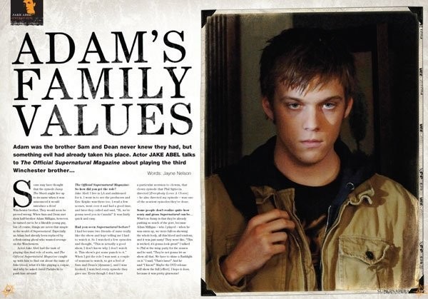 Jake Abel Fotoğrafı