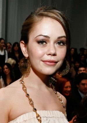 Alexis Dziena Fotoğrafı