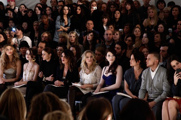 Alexis Dziena Fotoğrafı