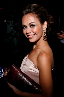 Alexis Dziena Fotoğrafı