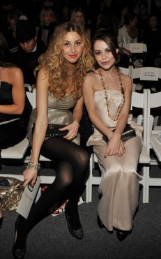 Alexis Dziena Fotoğrafı