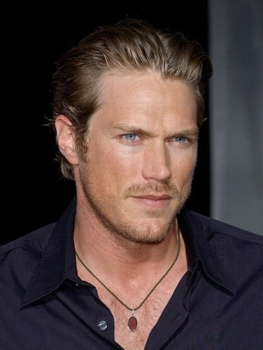 Jason Lewis Fotoğrafı