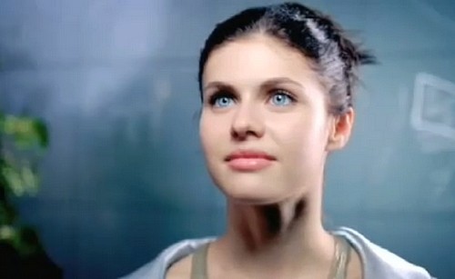 Alexandra Daddario Fotoğrafı