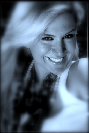 Hande Katipoğlu Fotoğrafı