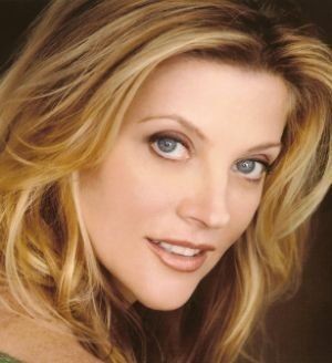 Janet Gunn fotoğrafı