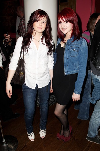 Kathryn Prescott fotoğrafı