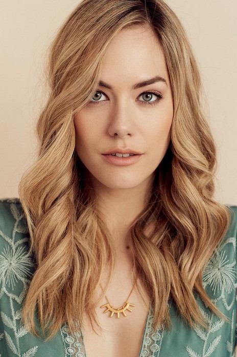 Annika Noelle Fotoğrafı