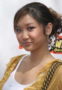 Brenda Song fotoğrafı