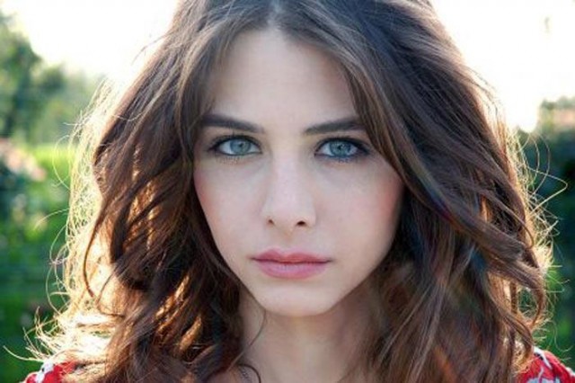 Ezgi Asaroğlu Fotoğrafı