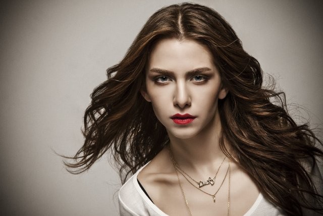 Ezgi Asaroğlu Fotoğrafı