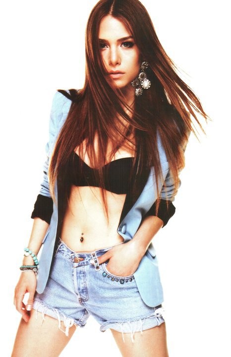 Ezgi Asaroğlu Fotoğrafı