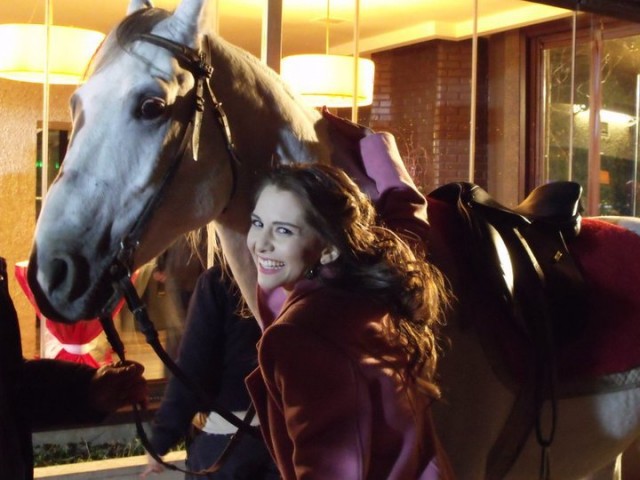 Ezgi Asaroğlu Fotoğrafı