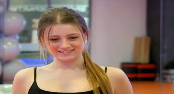 Gizem Karaca Fotoğrafı