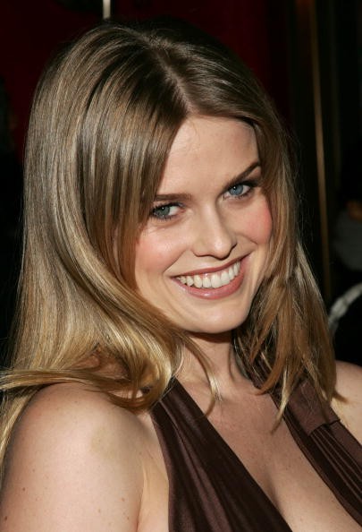 Alice Eve Fotoğrafı