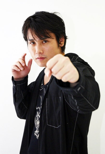 Tak Sakaguchi fotoğrafı