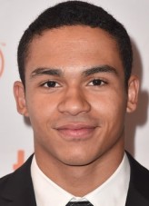 Noah Gray-Cabey fotoğrafı