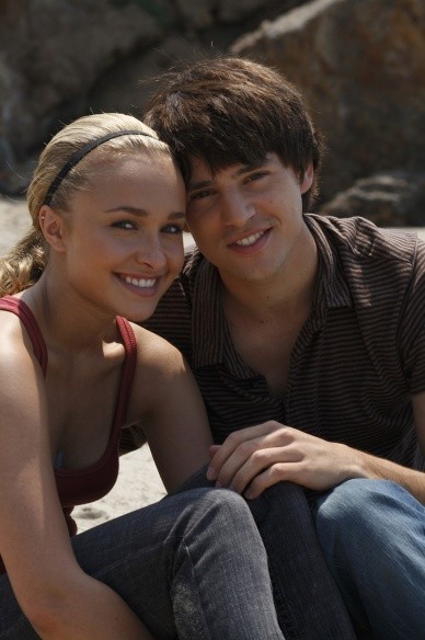 Nicholas D'Agosto fotoğrafı