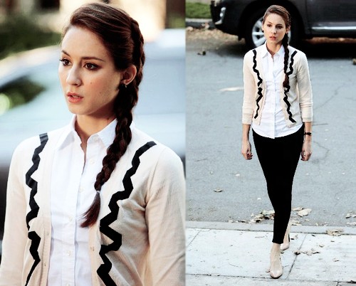 Troian Bellisario Fotoğrafı