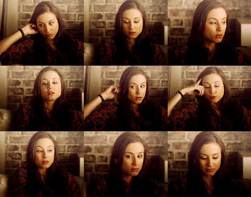 Troian Bellisario Fotoğrafı