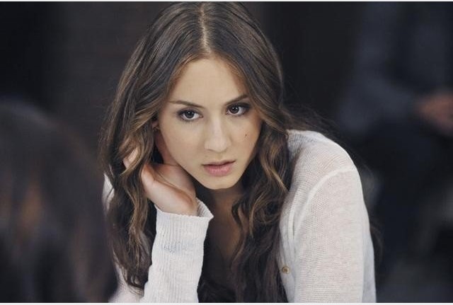 Troian Bellisario Fotoğrafı